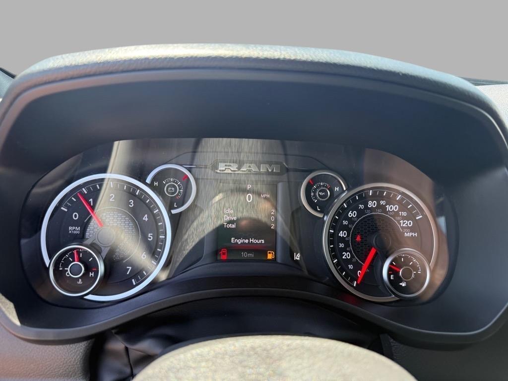 new 2025 Ram 1500 car, priced at $42,976