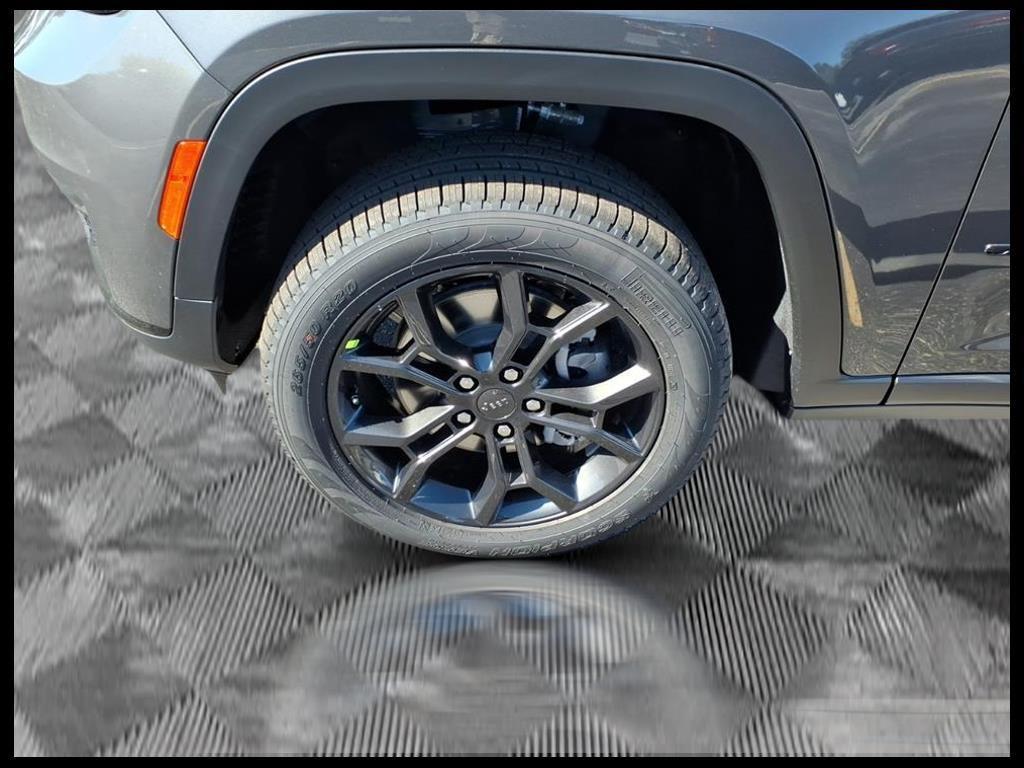 new 2025 Jeep Grand Cherokee L car, priced at $53,528