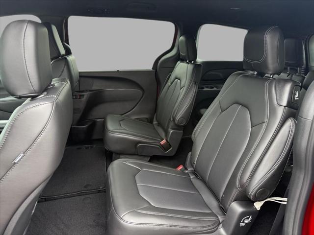 new 2025 Chrysler Pacifica car, priced at $38,800