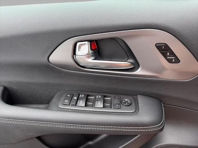 new 2025 Chrysler Pacifica car, priced at $38,800
