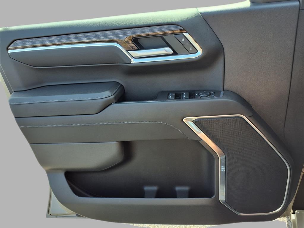 used 2023 GMC Sierra 1500 car, priced at $41,747