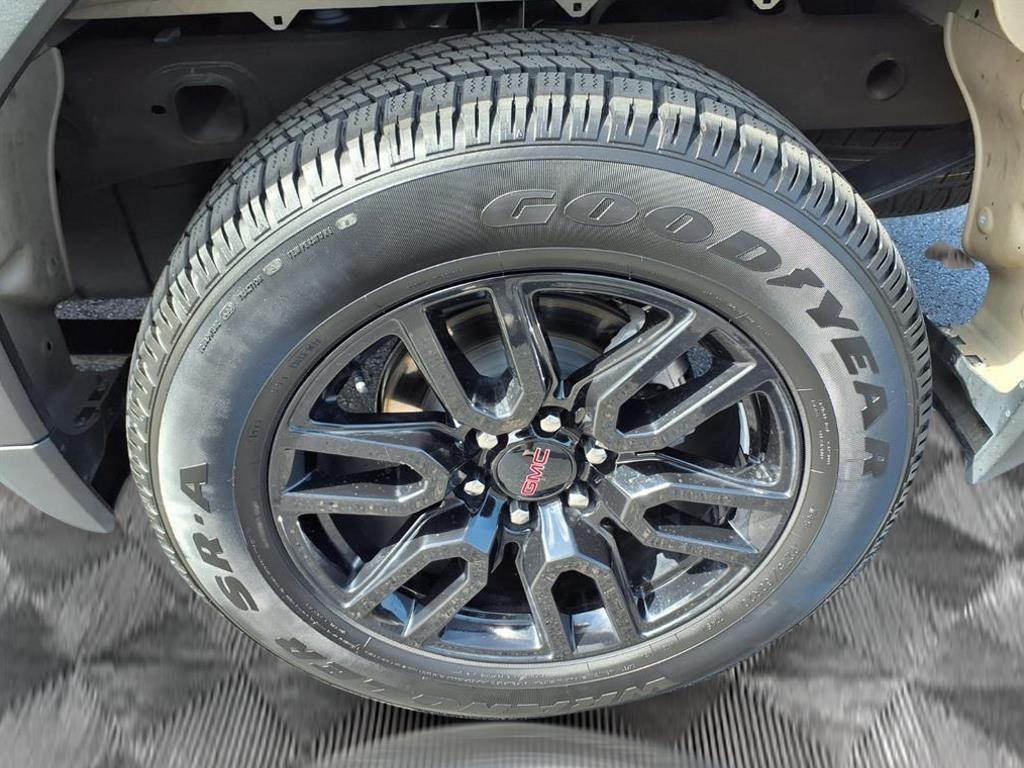 used 2023 GMC Sierra 1500 car, priced at $41,747