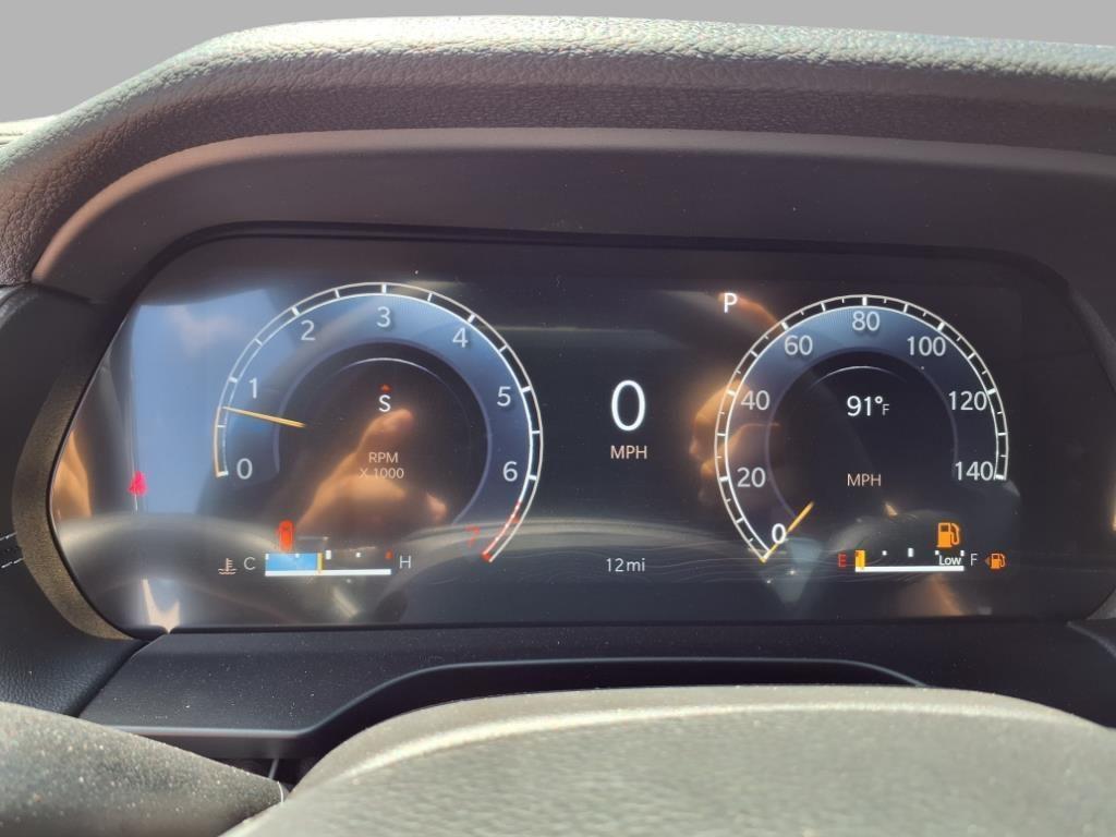 new 2025 Jeep Grand Cherokee car, priced at $40,168