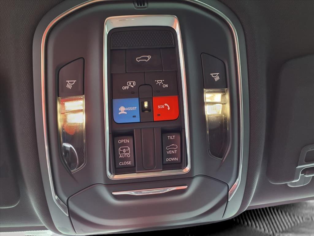 new 2025 Jeep Grand Cherokee car, priced at $36,729