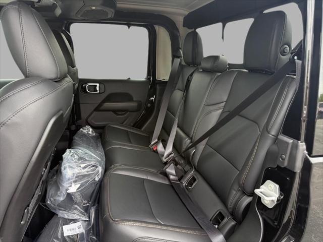 new 2025 Jeep Gladiator car, priced at $41,150