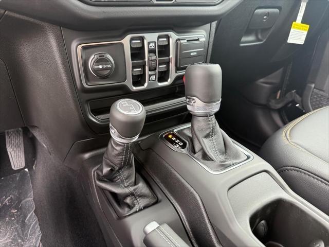 new 2025 Jeep Gladiator car, priced at $41,150