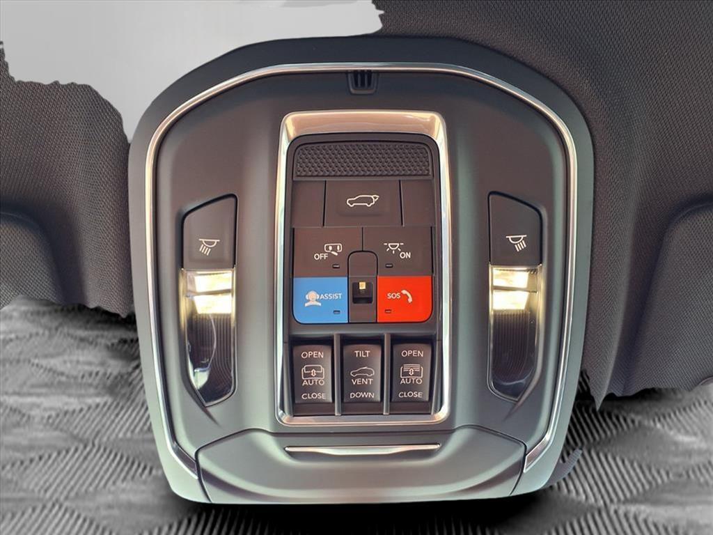 new 2025 Jeep Grand Cherokee L car, priced at $50,388