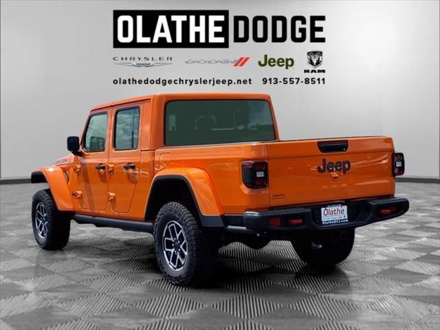new 2025 Jeep Gladiator car, priced at $51,900