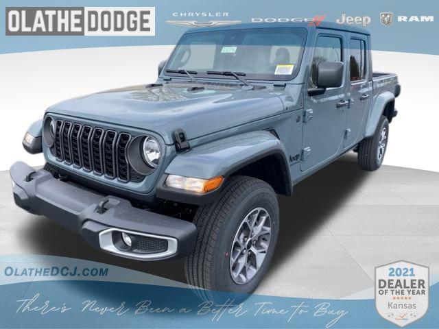 new 2024 Jeep Gladiator car, priced at $42,962