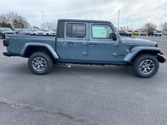 new 2024 Jeep Gladiator car, priced at $48,235