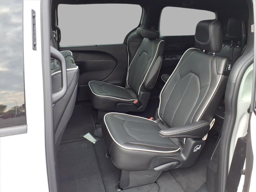 new 2026 Chrysler Pacifica car, priced at $50,469