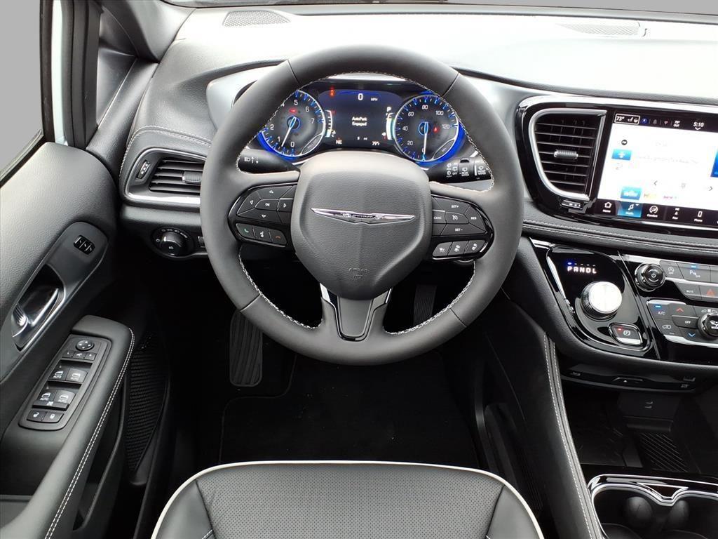 new 2026 Chrysler Pacifica car, priced at $50,469