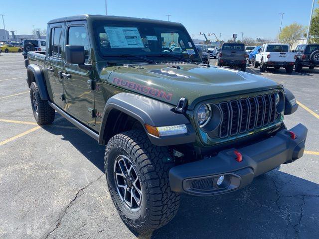 new 2024 Jeep Gladiator car, priced at $58,345