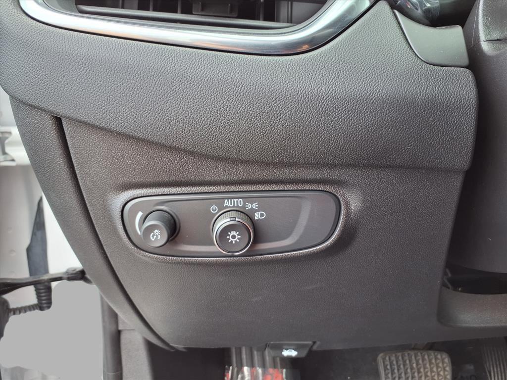 used 2024 Chevrolet Equinox car, priced at $22,289