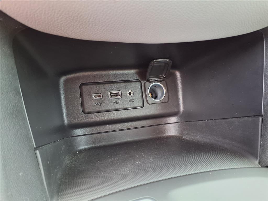 used 2024 Chevrolet Equinox car, priced at $22,289