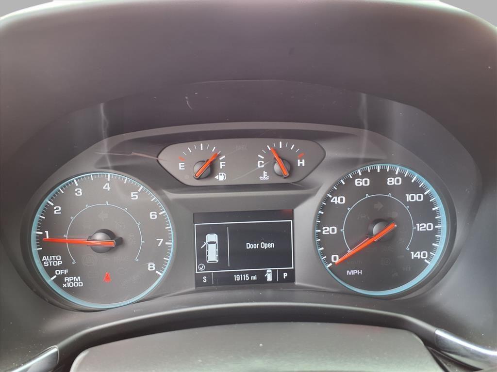 used 2024 Chevrolet Equinox car, priced at $22,289