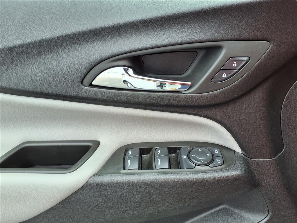 used 2024 Chevrolet Equinox car, priced at $22,289