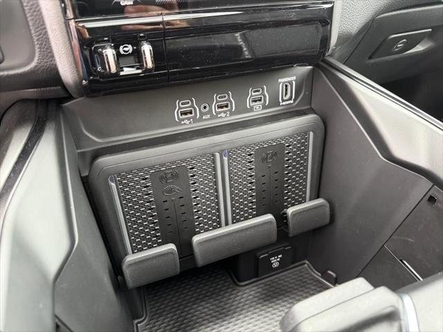 new 2025 Ram 1500 car, priced at $63,686