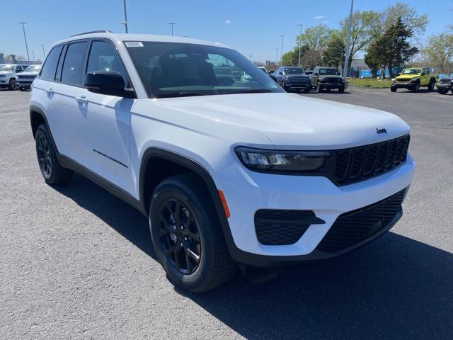 new 2024 Jeep Grand Cherokee car, priced at $36,685