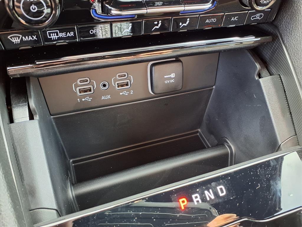 new 2025 Jeep Grand Cherokee L car, priced at $38,570