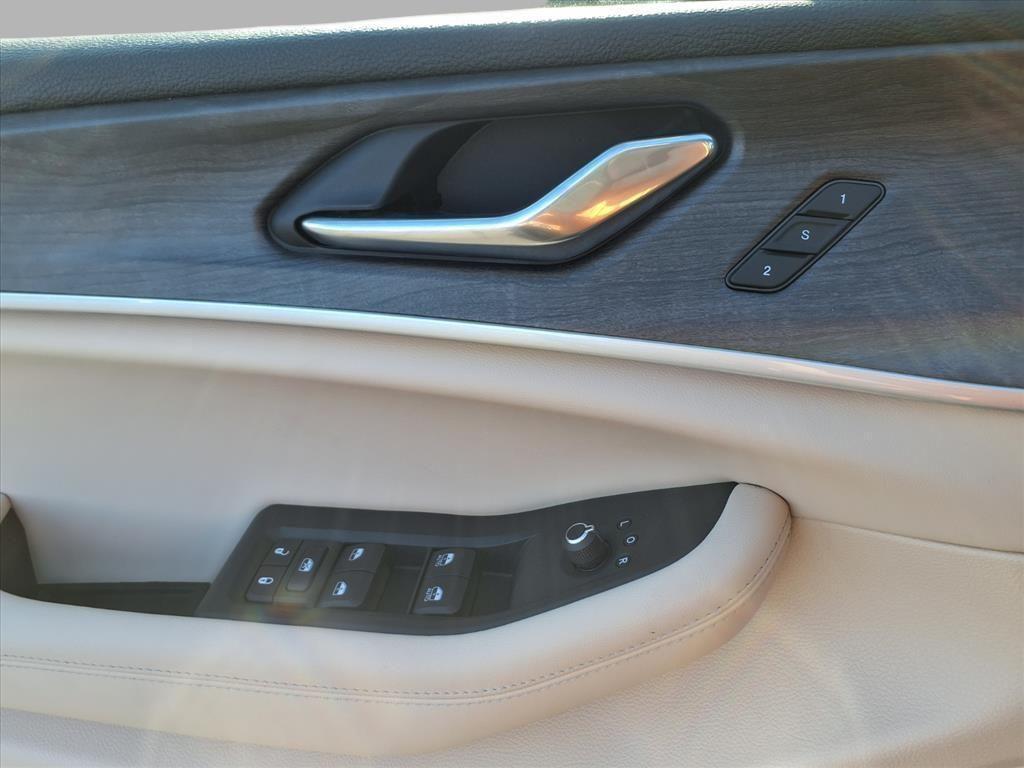 new 2025 Jeep Grand Cherokee L car, priced at $44,097