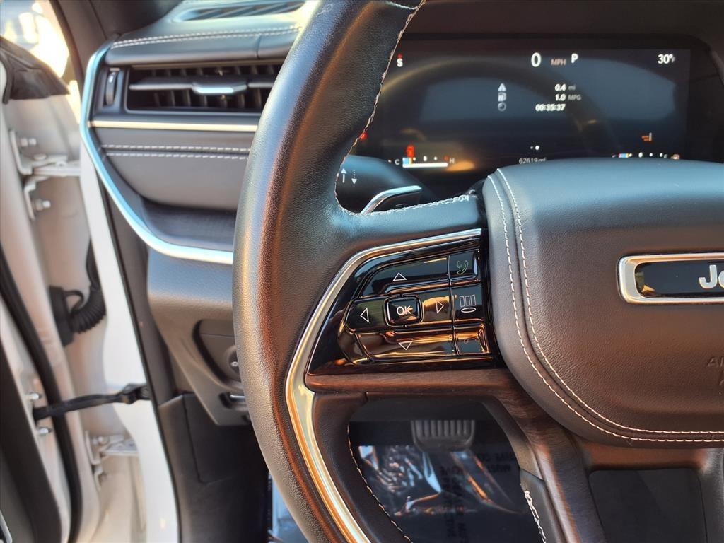 used 2022 Jeep Grand Cherokee car, priced at $31,995