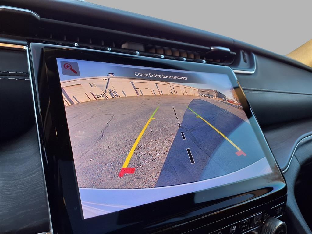 used 2022 Jeep Grand Cherokee car, priced at $31,995