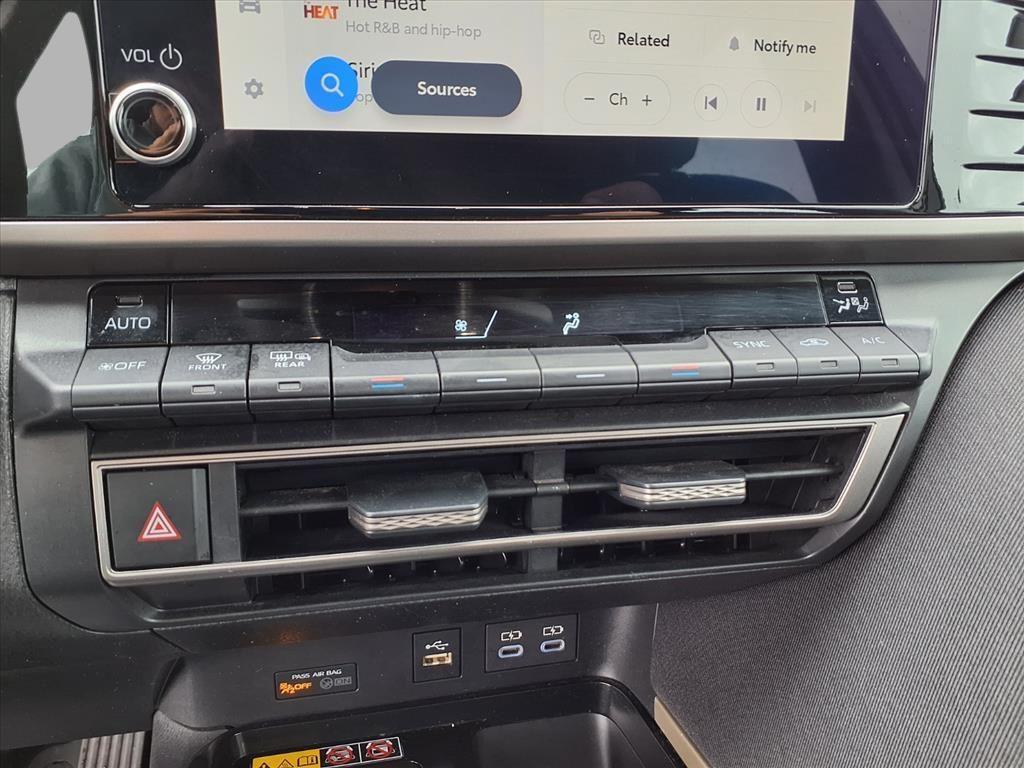 used 2025 Toyota Camry car, priced at $28,995