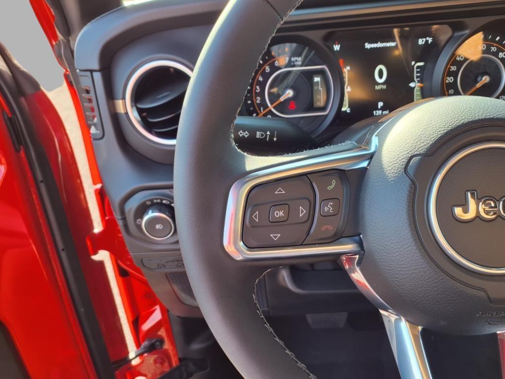 new 2025 Jeep Wrangler car, priced at $51,859