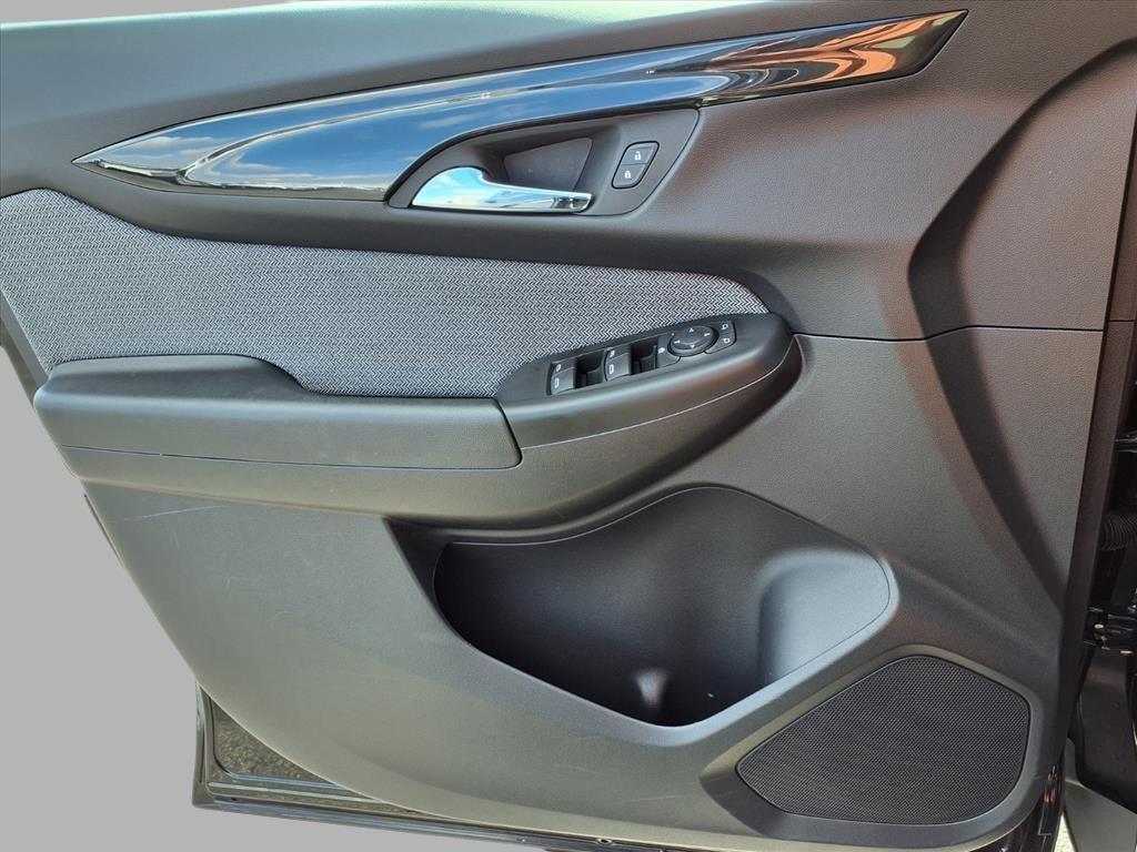 used 2025 Chevrolet TrailBlazer car, priced at $23,331