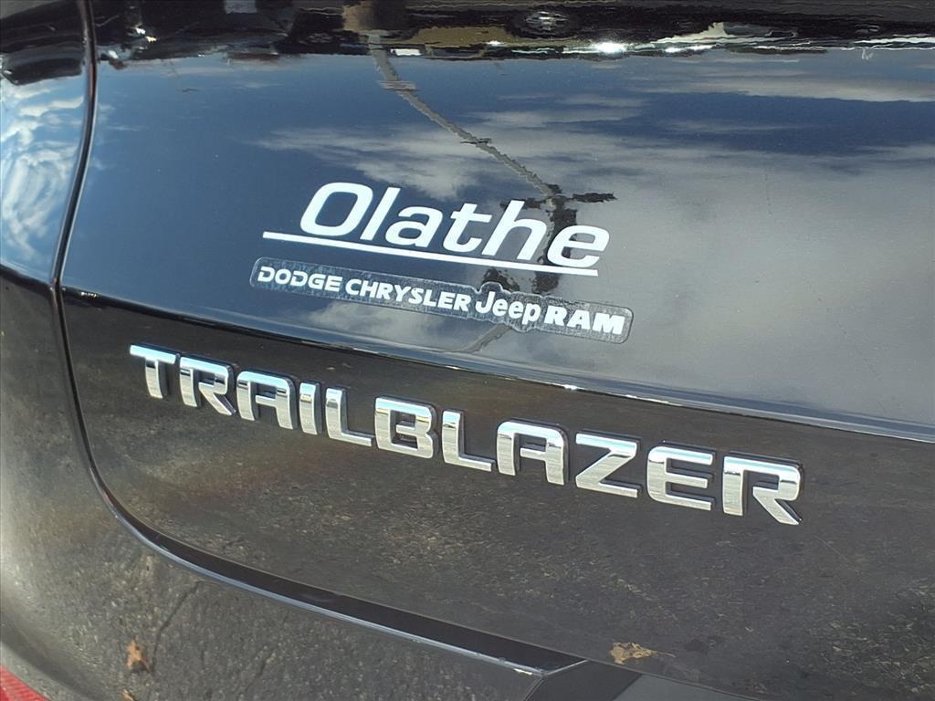 used 2025 Chevrolet TrailBlazer car, priced at $23,331