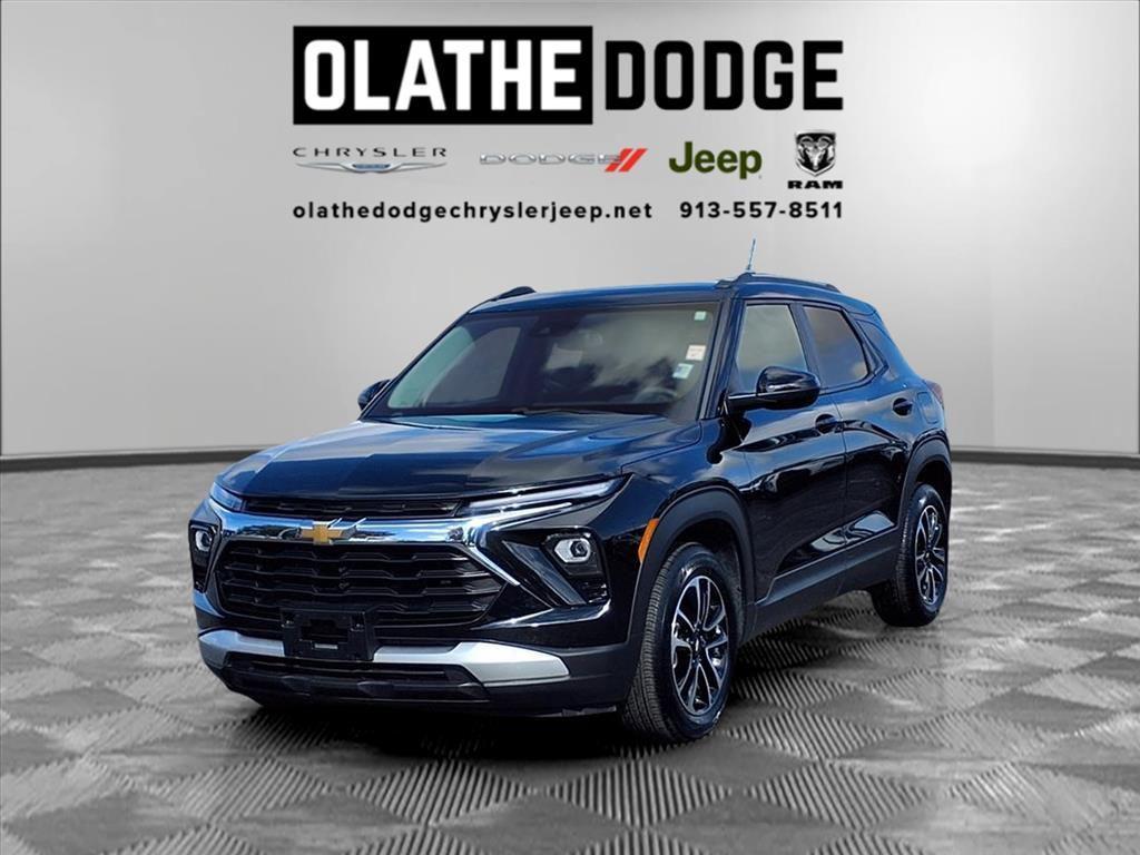used 2025 Chevrolet TrailBlazer car, priced at $23,331