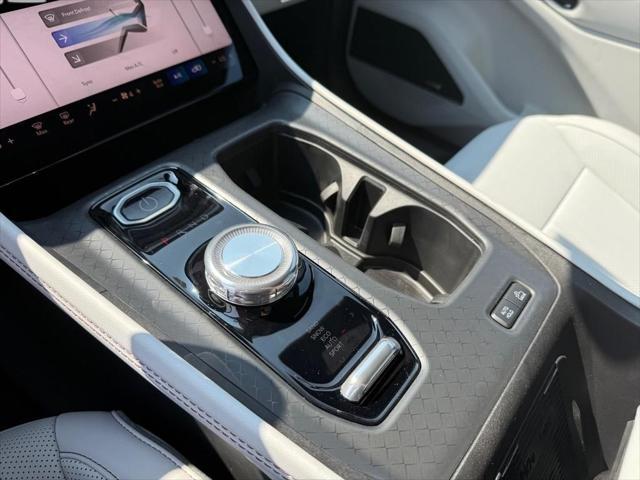 new 2025 Jeep Wagoneer S car, priced at $54,326