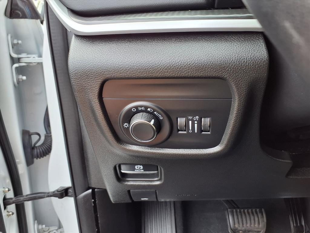 used 2023 Jeep Grand Cherokee L car, priced at $25,699