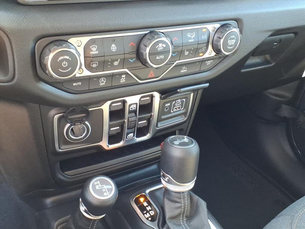 new 2026 Jeep Wrangler car, priced at $45,958