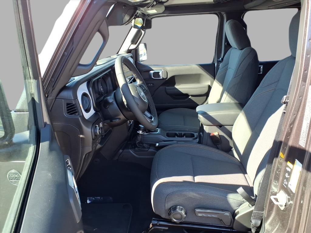 new 2026 Jeep Wrangler car, priced at $45,958