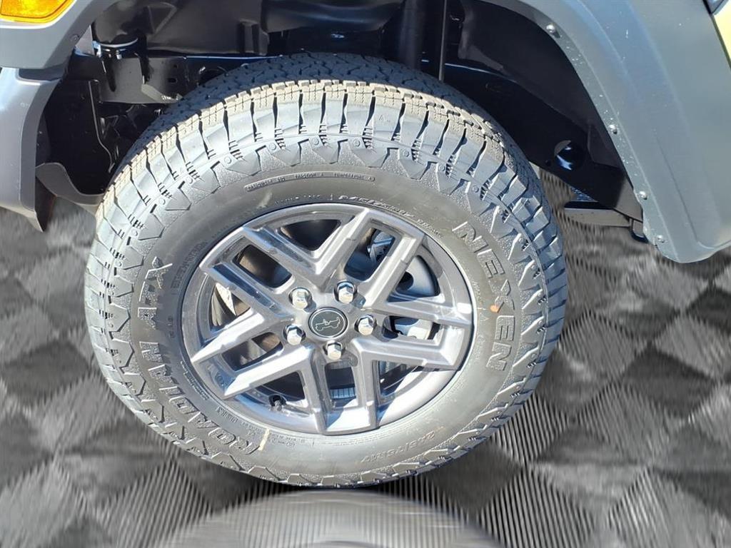 new 2026 Jeep Wrangler car, priced at $46,263