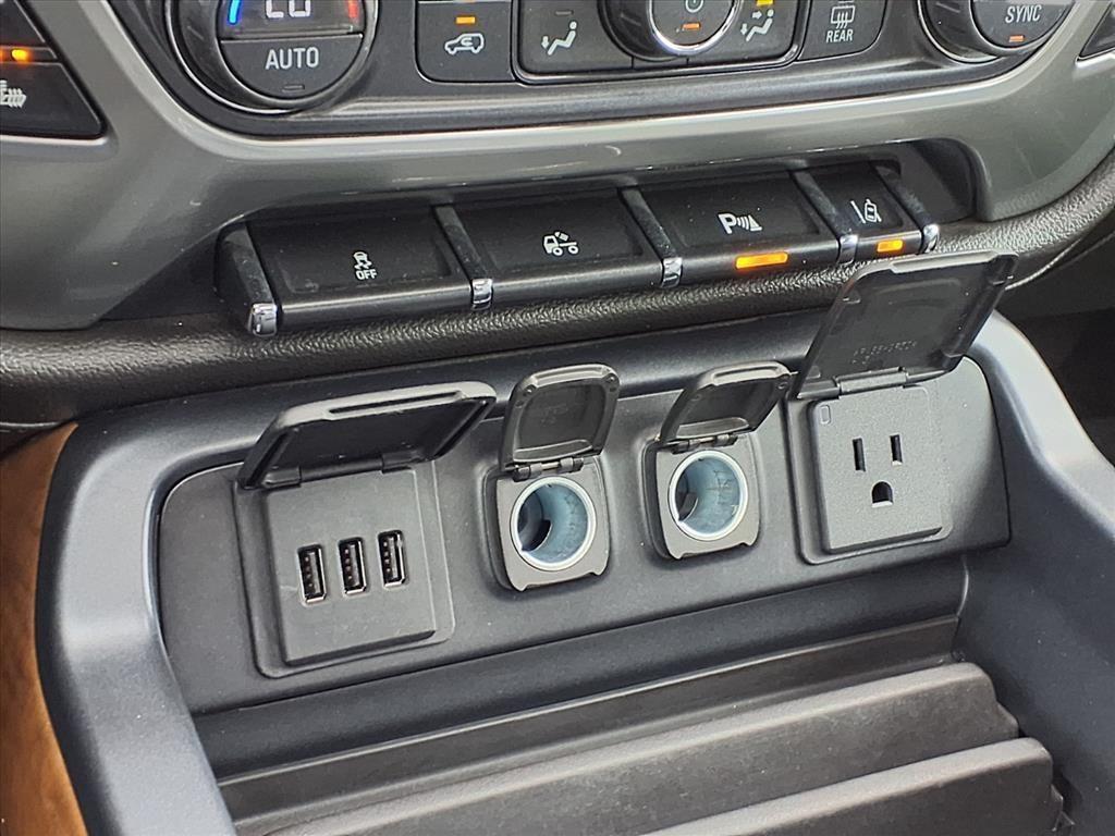 used 2014 Chevrolet Silverado 1500 car, priced at $17,946