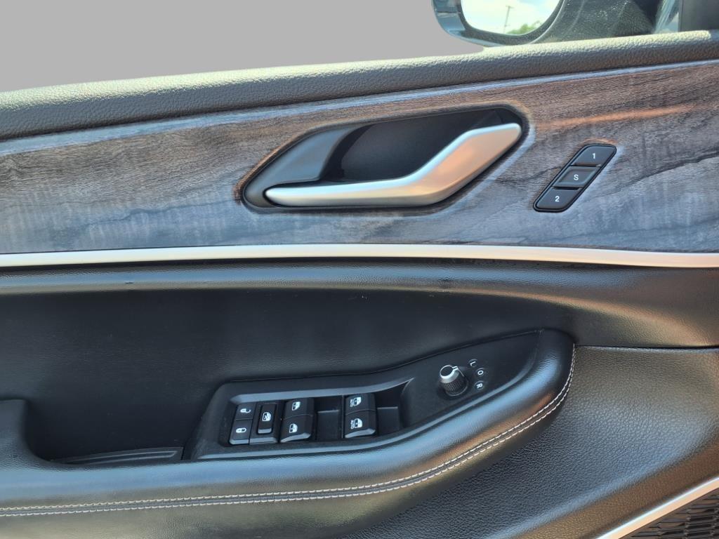 used 2023 Jeep Grand Cherokee L car, priced at $32,795