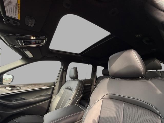 new 2025 Jeep Grand Cherokee car, priced at $49,183