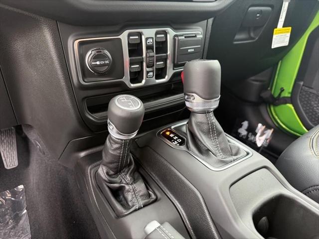 new 2025 Jeep Gladiator car, priced at $41,150