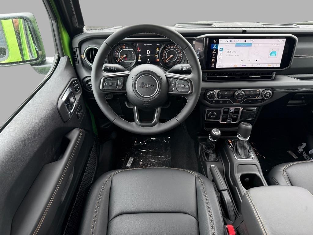 new 2025 Jeep Gladiator car, priced at $42,974
