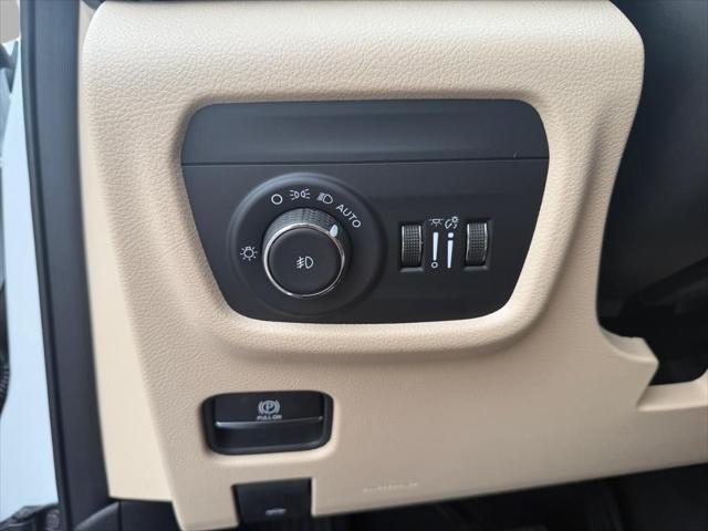 new 2025 Jeep Grand Cherokee L car, priced at $48,951