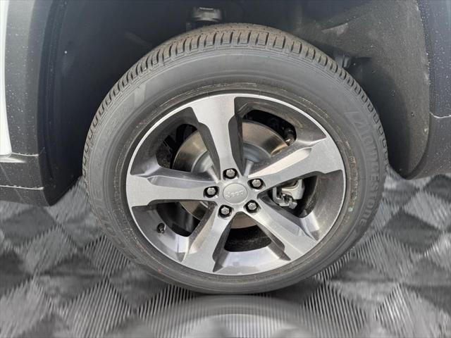 new 2025 Jeep Grand Cherokee L car, priced at $48,951
