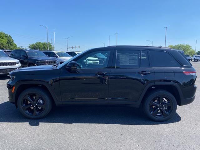 new 2024 Jeep Grand Cherokee car, priced at $46,205