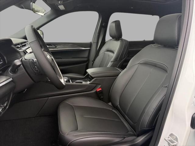 new 2025 Jeep Grand Cherokee L car, priced at $45,692