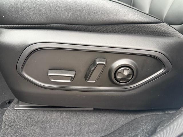 new 2025 Jeep Grand Cherokee L car, priced at $45,692