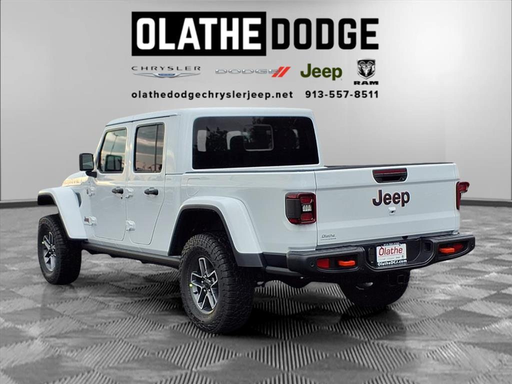 new 2025 Jeep Gladiator car, priced at $52,159