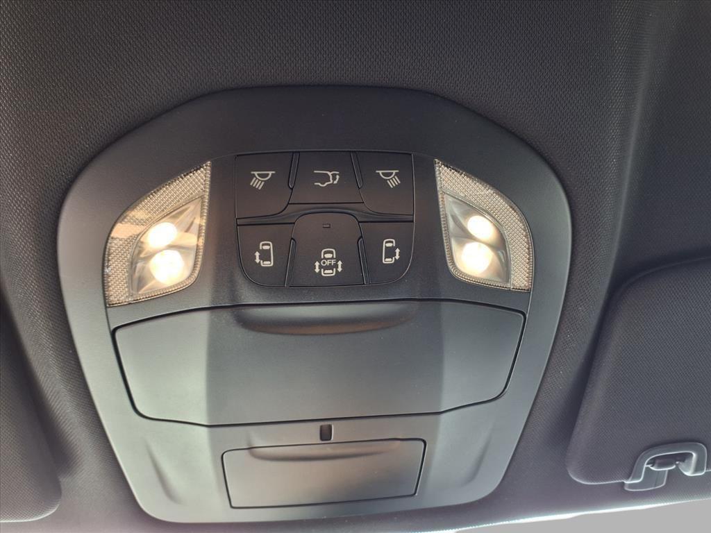 new 2026 Chrysler Pacifica car, priced at $51,280