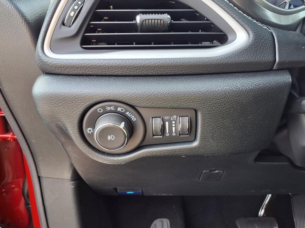 new 2026 Chrysler Pacifica car, priced at $51,280